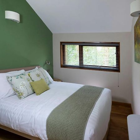 Delamere Forest Cabins - Forest Holidays Mouldsworth Dış mekan fotoğraf