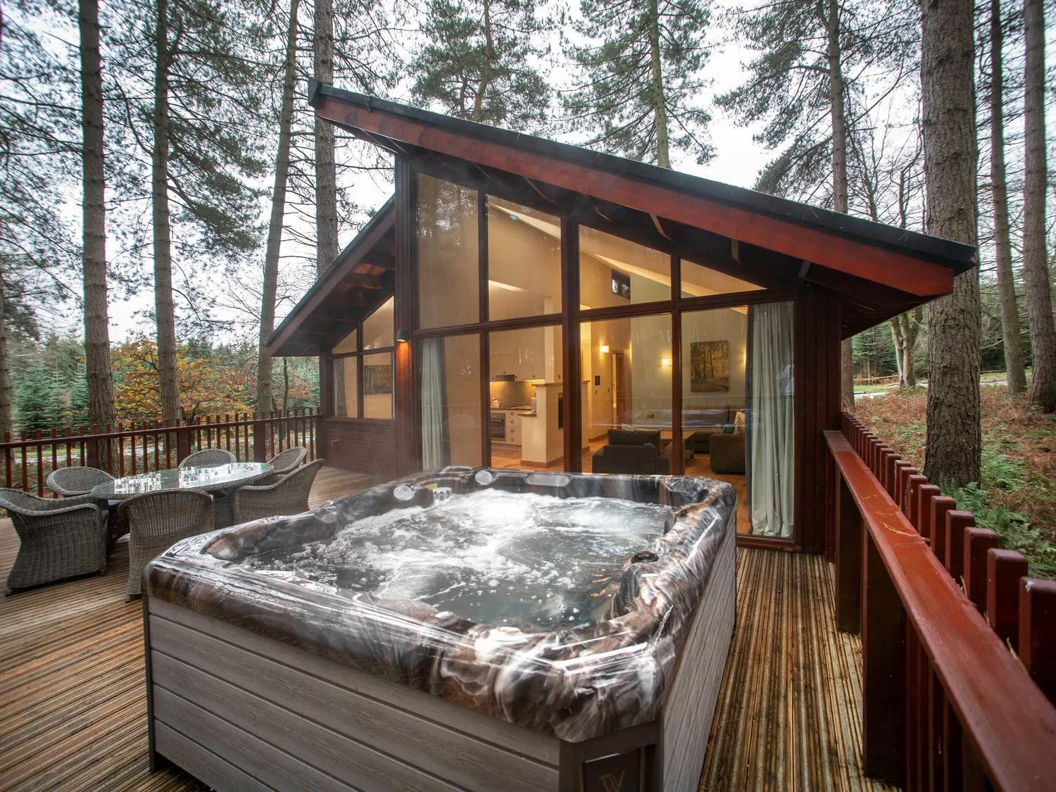 Delamere Forest Cabins - Forest Holidays Mouldsworth Dış mekan fotoğraf