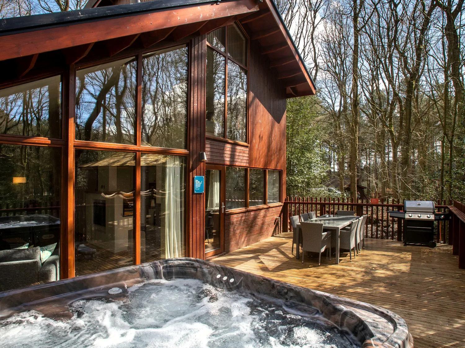 Delamere Forest Cabins - Forest Holidays Mouldsworth Dış mekan fotoğraf